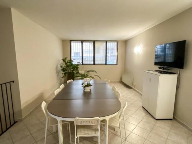 Ufficio in vendita a Casalmaggiore, Lombardia