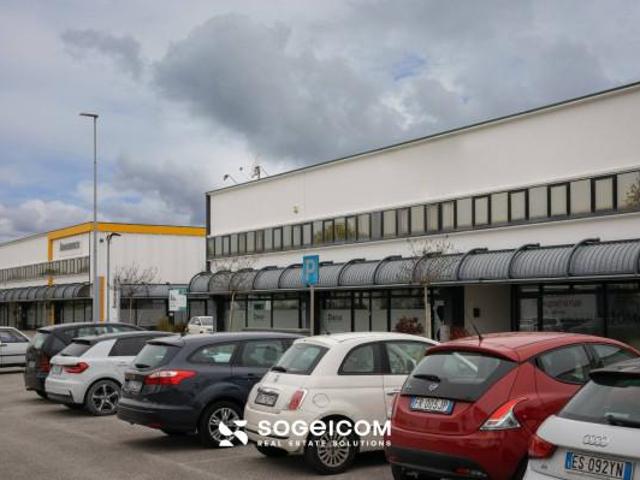 Ufficio in vendita a Casarsa Della Delizia, Friuli-Venezia Giulia