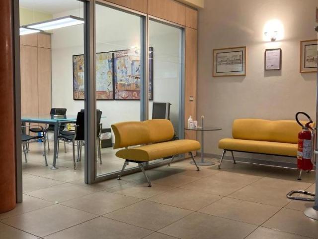 Ufficio in vendita a Cascina, Toscana