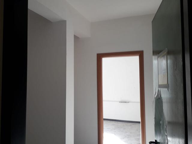 Ufficio in vendita a Cascina, Toscana