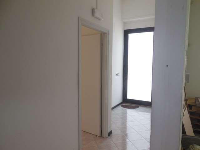 Ufficio in vendita a Via Sicilia, Marche