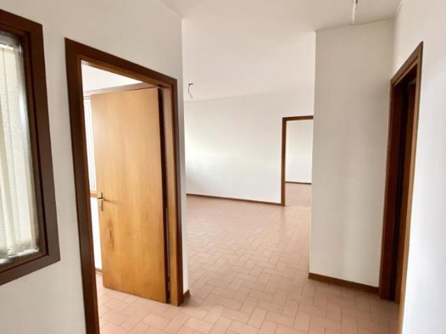 Ufficio in vendita a Castelfranco Veneto, Treviso