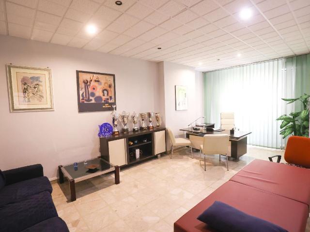 Ufficio in vendita a Picanello-Ognina-Barriera-Canalicchio, Catania