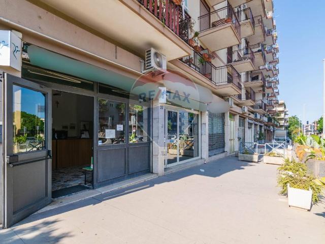 Ufficio in vendita a Borgo, Catania
