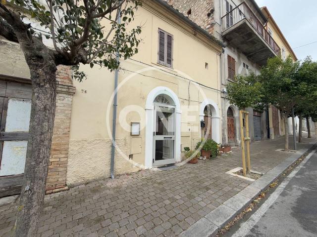 Ufficio in vendita a Catignano, Abruzzo