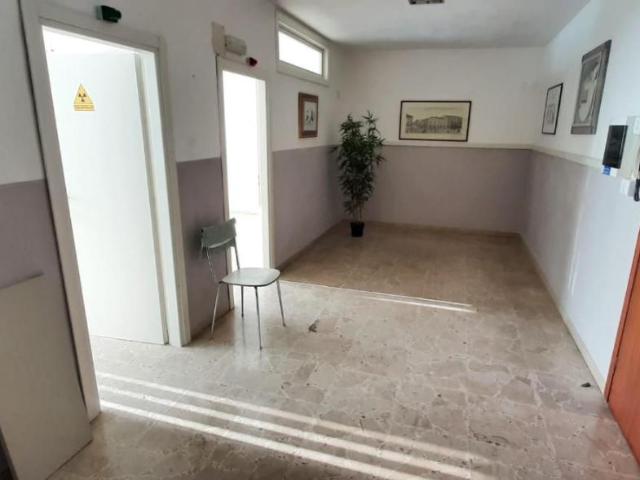 Ufficio in vendita a Cecina, Toscana