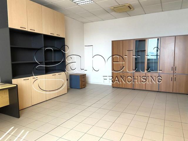Ufficio in vendita a Unione Alto Ferrarese, Cento
