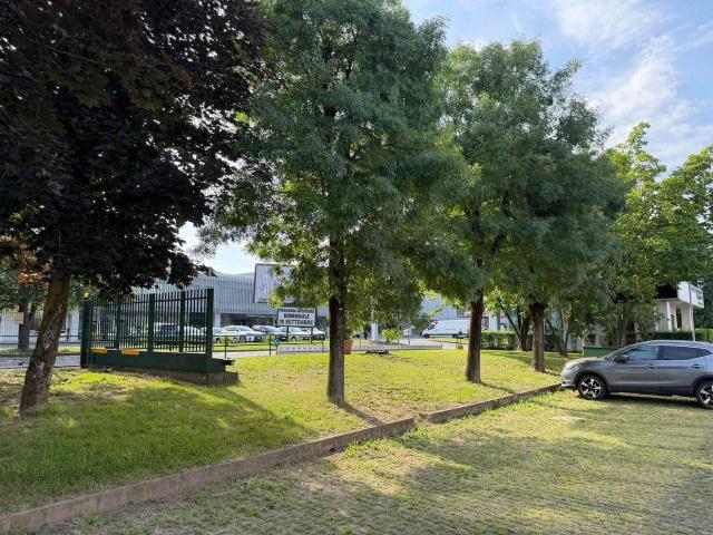 Ufficio in vendita a Ronco, Cernusco Sul Naviglio