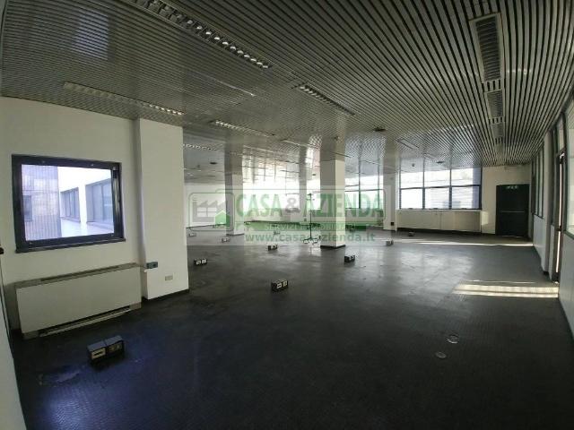 Ufficio in vendita a Cernusco Sul Naviglio, Lombardia