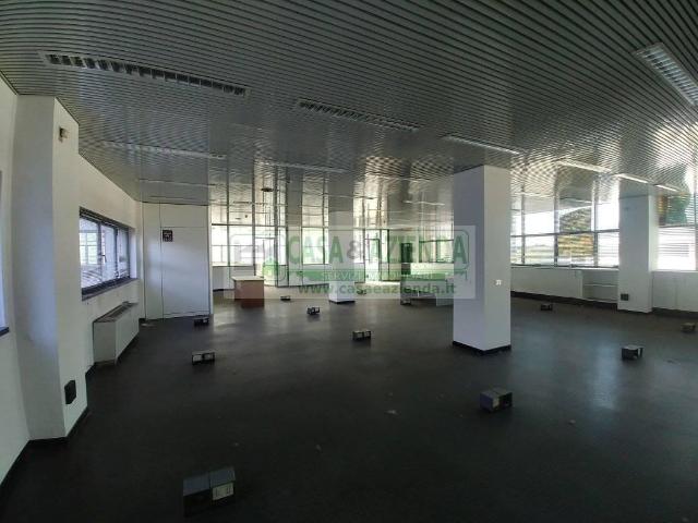 Ufficio in vendita a Cernusco Sul Naviglio, Lombardia