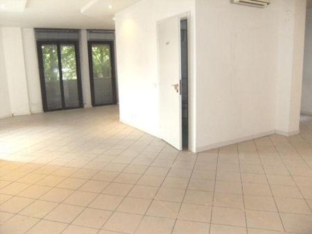Ufficio in vendita a Chianciano Terme, Toscana