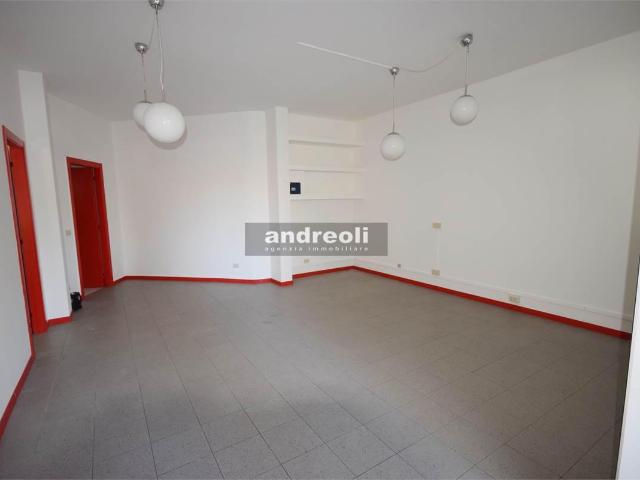 Ufficio in vendita a Marche, Ancona