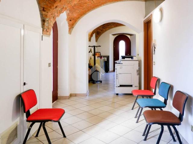 Ufficio in vendita a Chiari, Lombardia