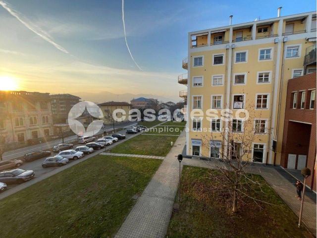 Ufficio in vendita a Località Battitore, Piemonte