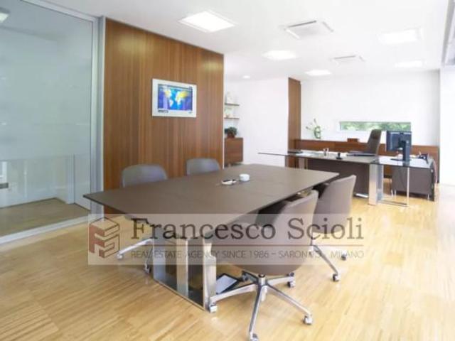 Ufficio in vendita a Massina, Cislago