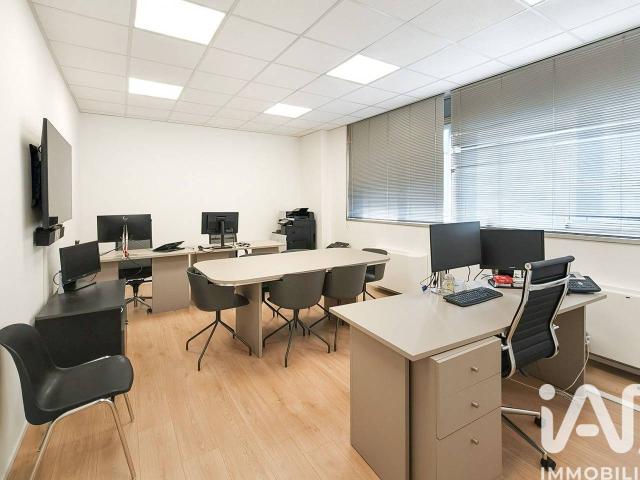Ufficio in vendita a Aurora, Marche