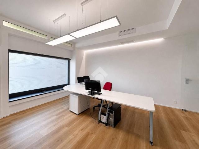 Ufficio in vendita a Zompicchia / Çupicje, Codroipo / Codroip