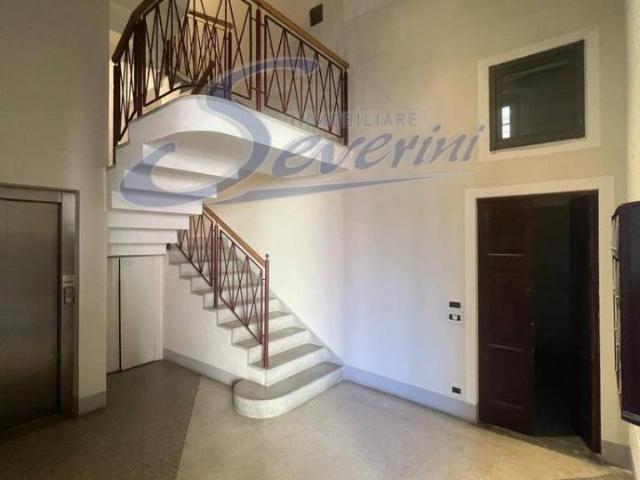 Ufficio in vendita a San Bartolomeo, Como