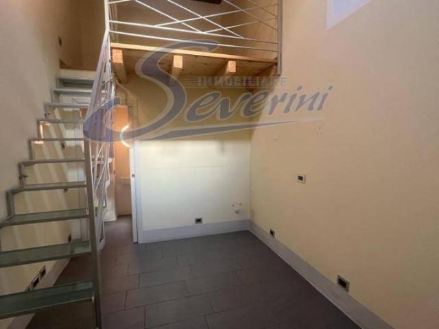 Ufficio in vendita a San Bartolomeo, Como