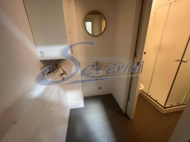 Ufficio in vendita a San Bartolomeo, Como