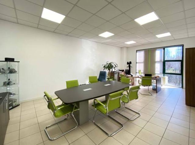 Ufficio in vendita a Cascina Malcantone, Concorezzo