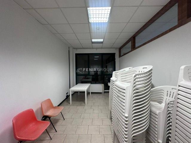 Ufficio in vendita a Cascina Malcantone, Concorezzo