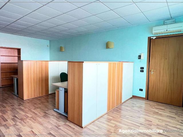 Ufficio in vendita a Campolongo, Conegliano