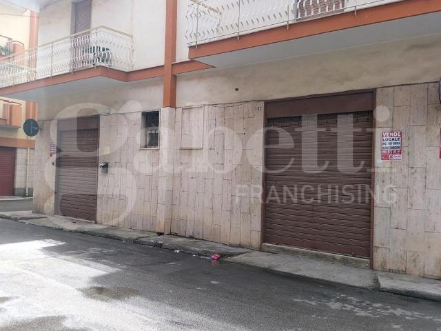 Ufficio in vendita a Puglia, Bari