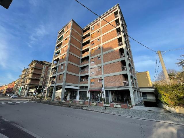 Ufficio in vendita a Pianura Reggiana, Re