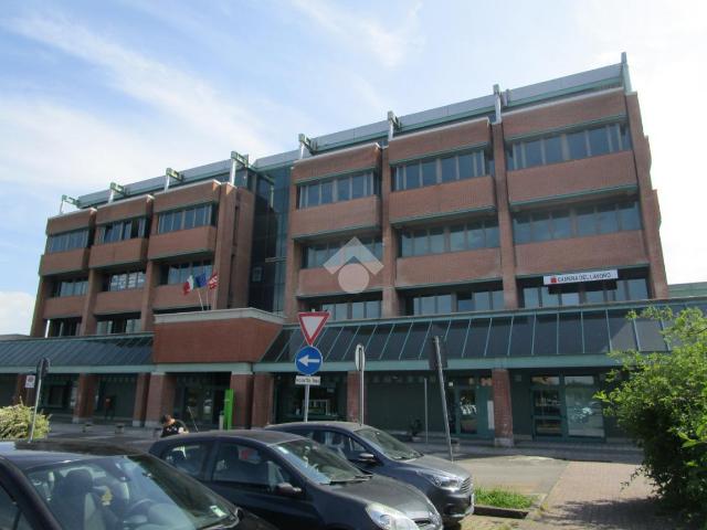 Ufficio in vendita a Pianura Reggiana, Re