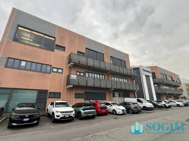 Ufficio in vendita a Quartiere Giorgella, Corsico