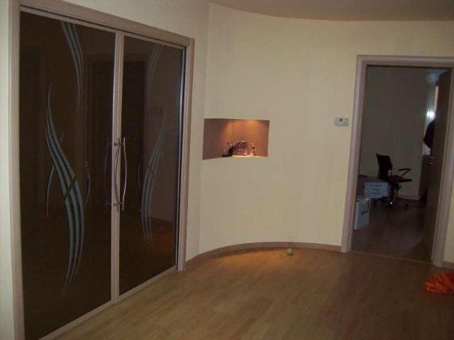 Ufficio in vendita a Città 2000, Calabria