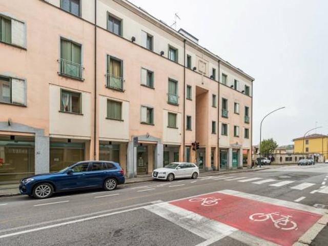 Ufficio in vendita a Zona Castello, Cremona