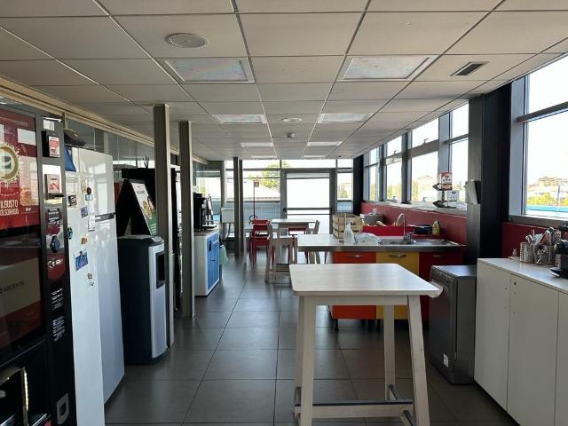 Ufficio in vendita a Ex Autobianchi, Desio