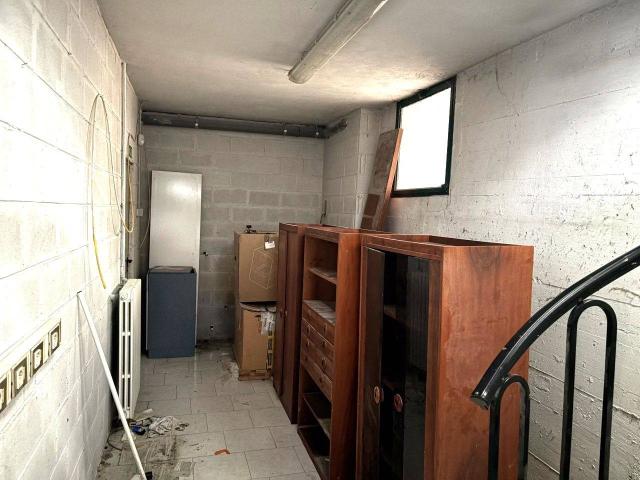 Ufficio in vendita a Sacro Cuore-Stazione, Desio