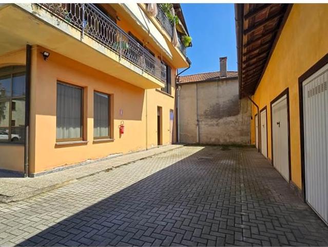 Ufficio in vendita a Piemonte, Novara