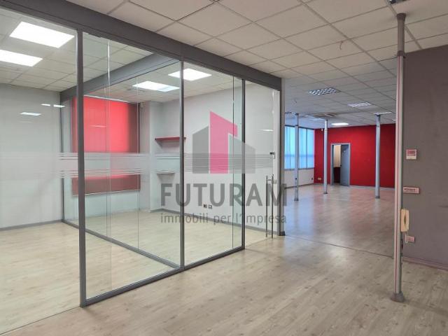 Ufficio in vendita a Dueville, Veneto