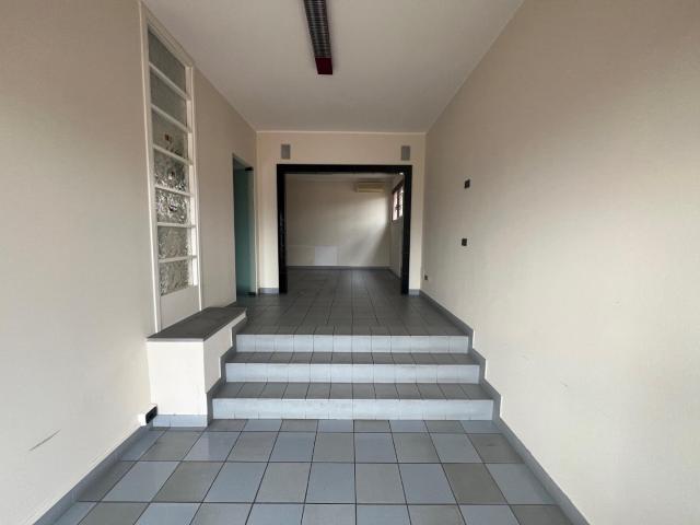 Ufficio in vendita a Empoli, Firenze