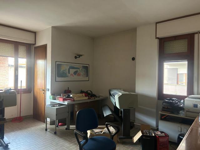 Ufficio in vendita a Unione dei Comuni Circondario dell'Empolese Valdelsa, Empoli