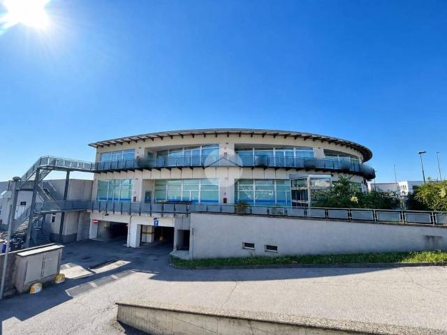 Ufficio in vendita a Pedergnano, Erbusco