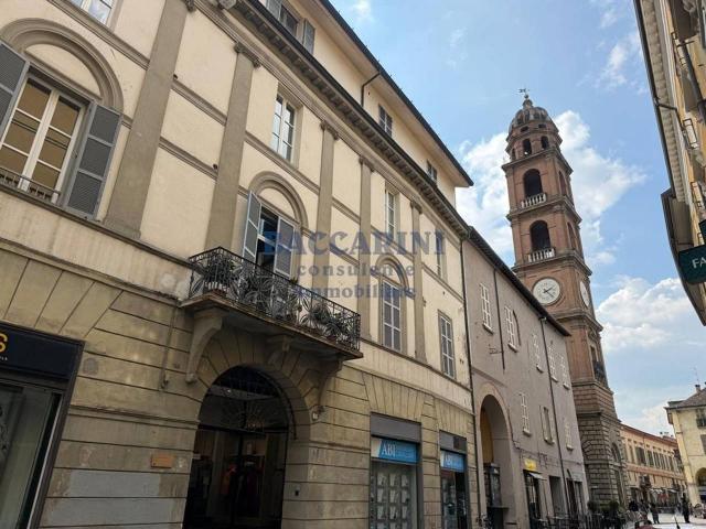 Ufficio in vendita a Unione della Romagna Faentina, Faenza