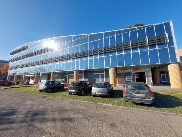 Ufficio in vendita a Unione della Romagna Faentina, Faenza
