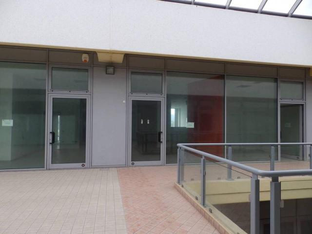 Ufficio in vendita a Marche, Pesaro E Urbino