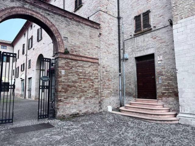 Ufficio in vendita a Centro storico, Marche