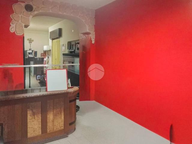 Ufficio in vendita a Fara Gera D'adda, Lombardia