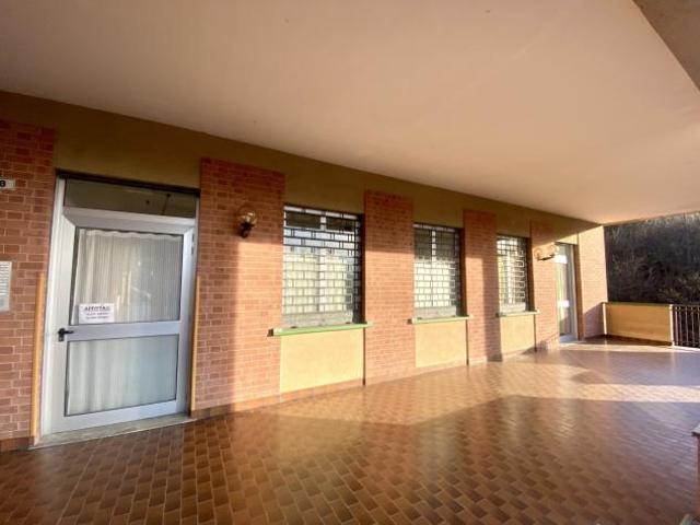 Locale Commerciale in vendita a Piemonte, Cuneo