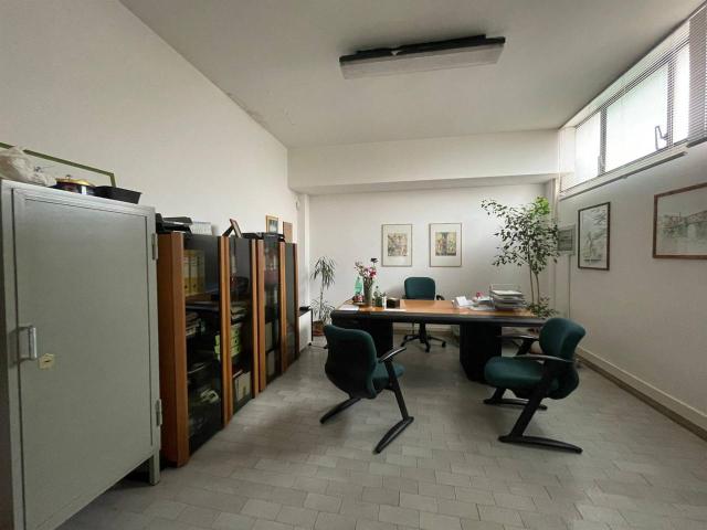 Ufficio in vendita a Figline e Incisa Valdarno, Figline Valdarno