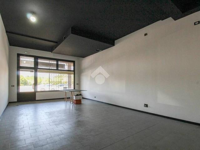 Ufficio in vendita a Quartiere Case Nuove, Fiorano Modenese