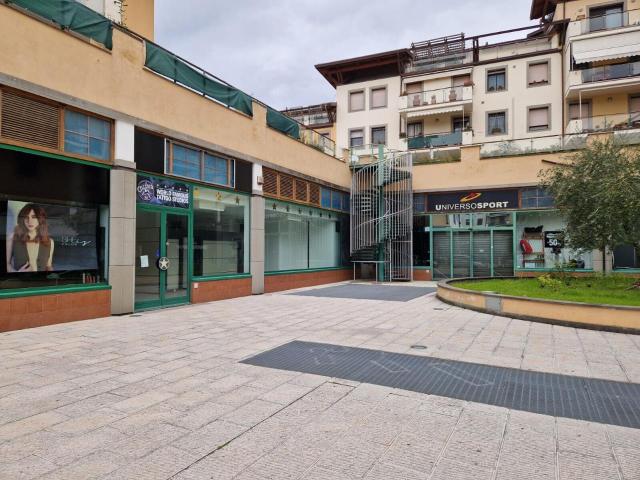 Ufficio in vendita a Quartiere 5, Firenze