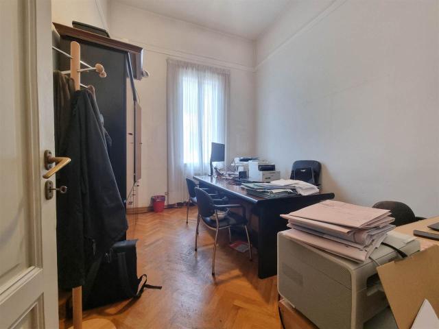Ufficio in vendita a Quartiere 2, Firenze